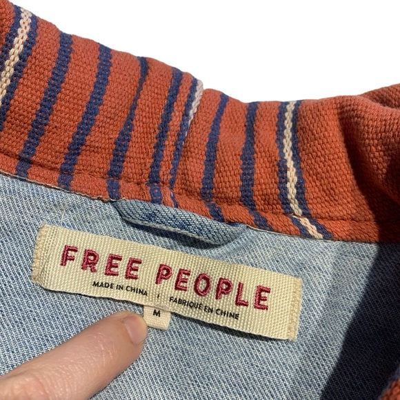 FREE PEOPLE | NWOT Baja Hooded Distressed Denim Jacket - Picture 9 of 13